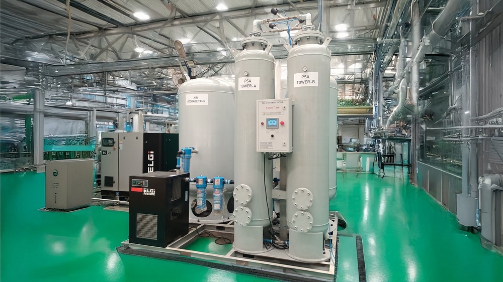 Neometrix PSA Oxygen Generation Plant-200 LPM — twin PSA Tower-A / Tower-B skid with NAMO-200 PLC control panel, air storage tank, screw compressor and refrigerated dryer