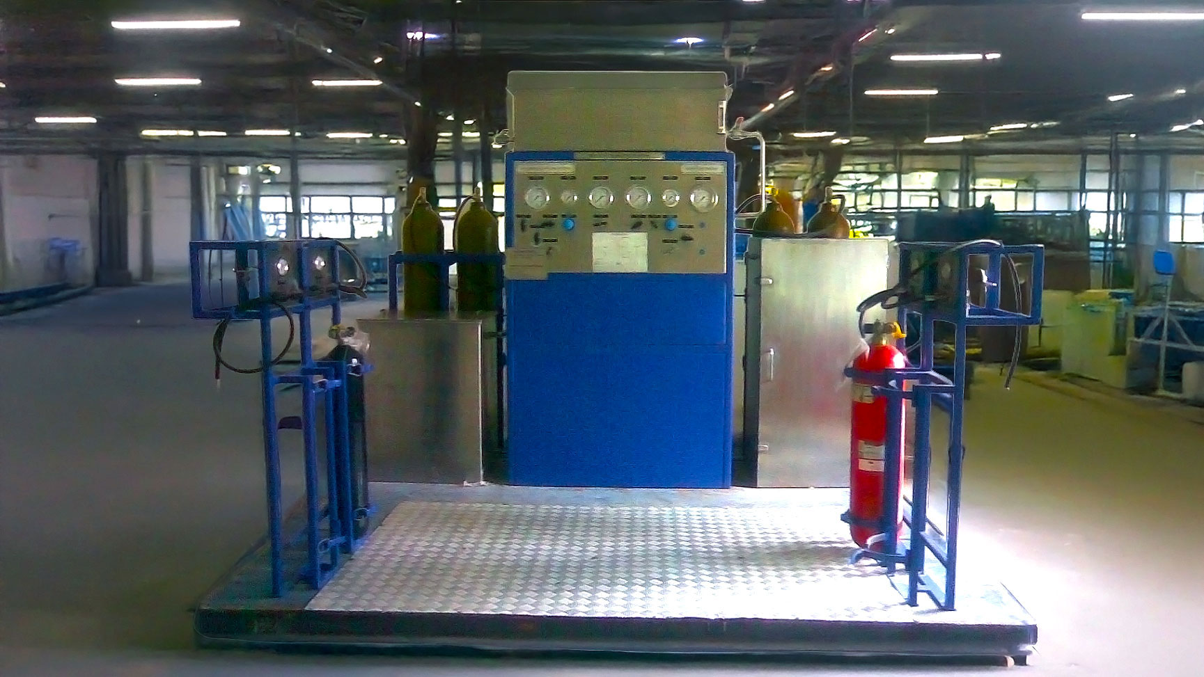 Neometrix Helium Charging Station cylinder skid with control panel